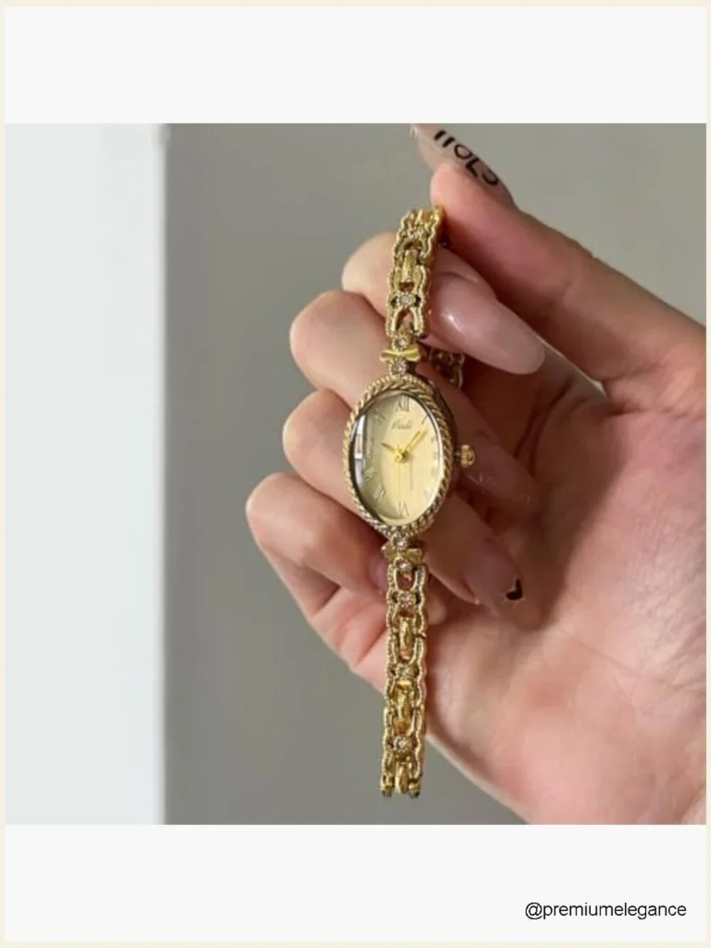 Vintage Gold Oval Roman Numeral Analog Bracelet Wrist Watch